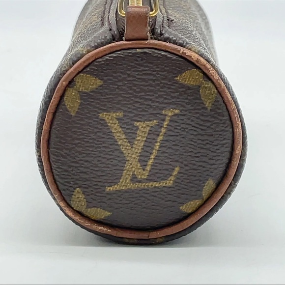 Louis Vuitton Papillon Pouch - Picture 3 of 5
